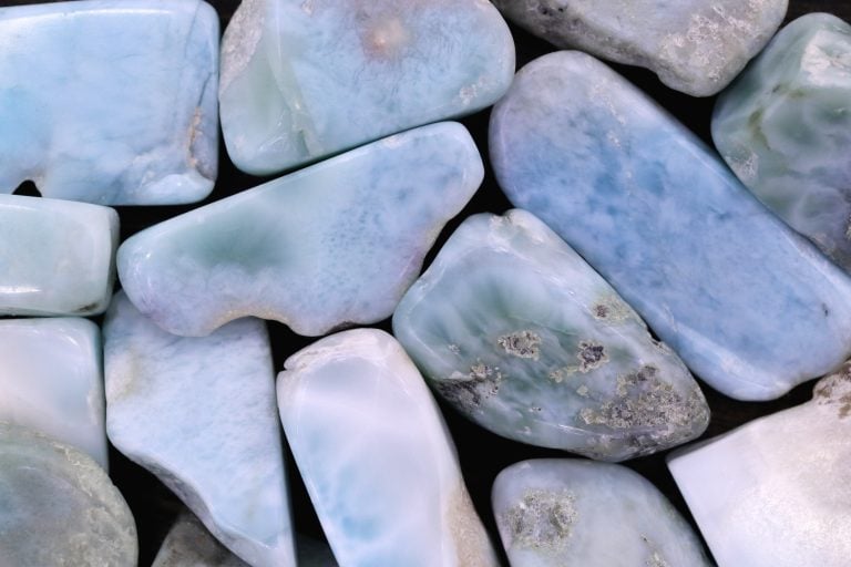 How to Tell if Larimar Is Real: 7 Signs to Check Before You Buy