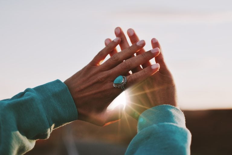 Larimar vs Turquoise: Key Differences in Color, Energy & Value