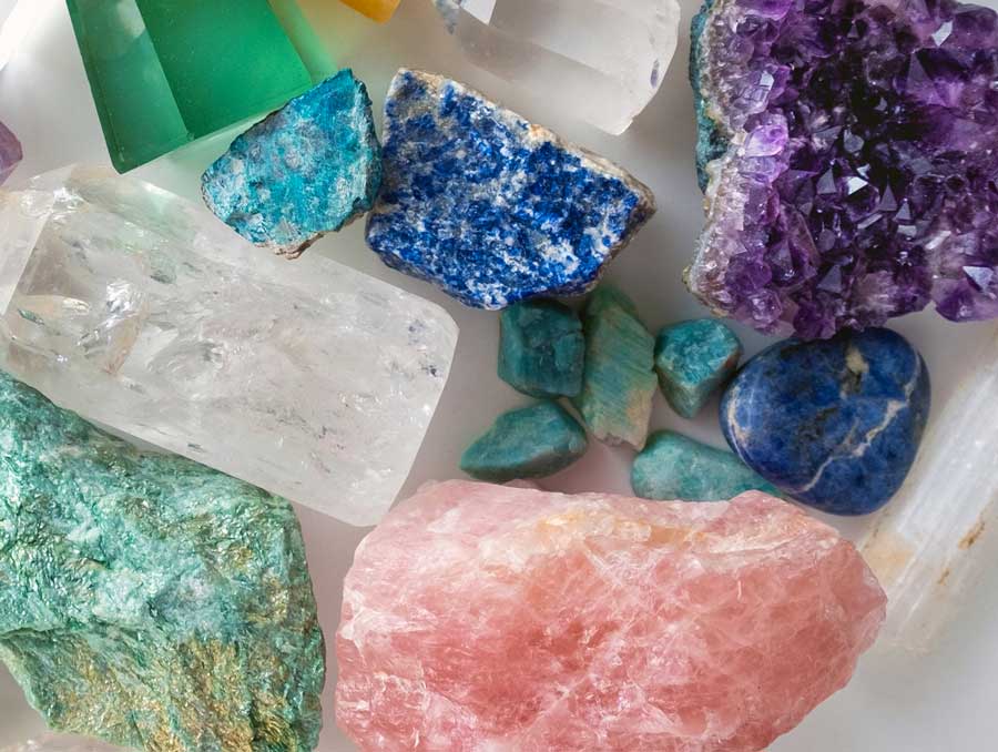 gemstones with health benefits, larimar healing stone