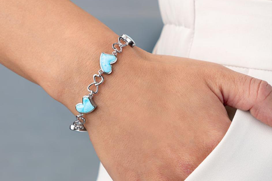 heart jewelry bracelet