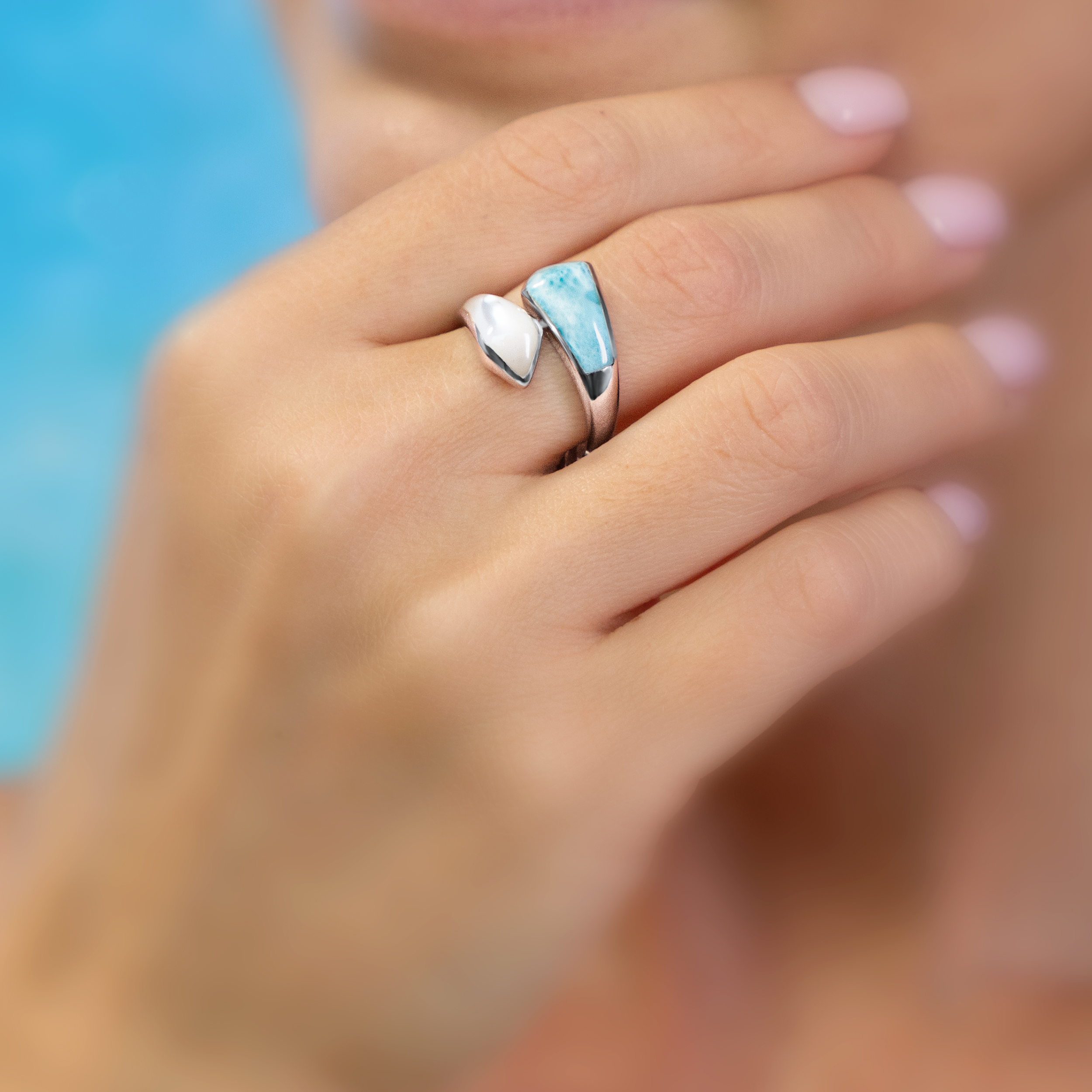 London Blue Topaz Sterling Silver Cat Ring with 18kt Gold
