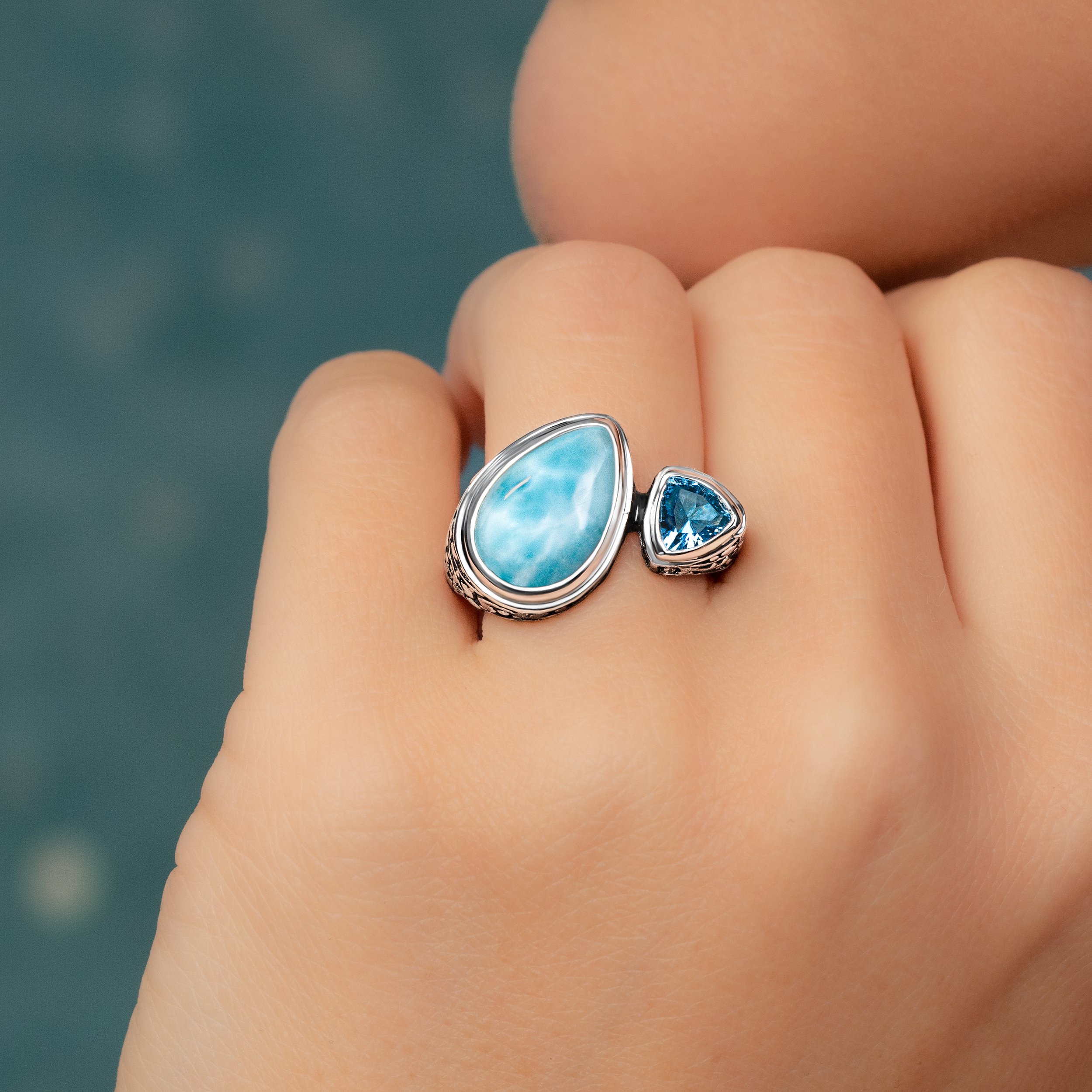Vintage Ring Azure Pear