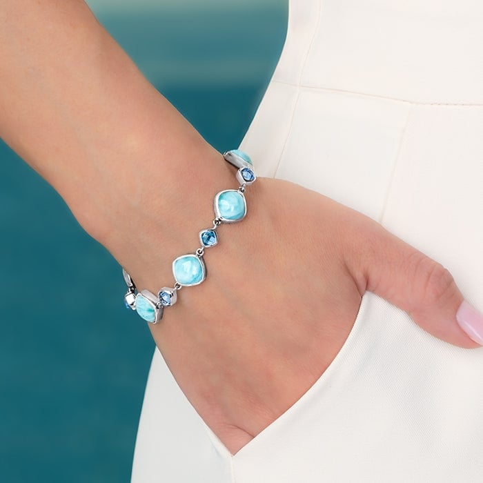 Blue stone bracelet with larimar and spinel by marahlago