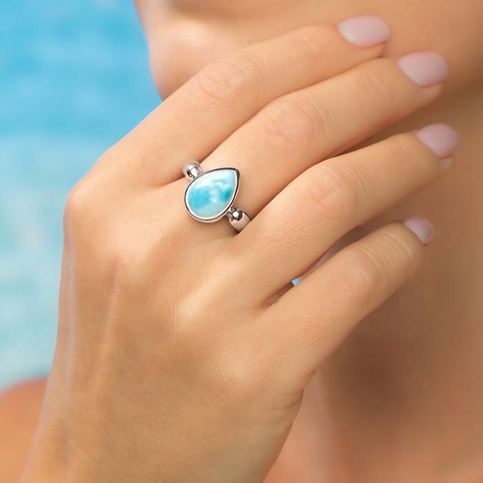 Pear ring in silver with larimar by Marahlago
