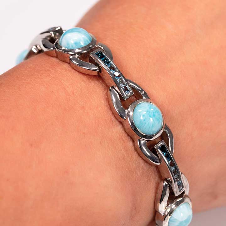Aqua Bracelet in sterling silver with Larimar and blue Topaz by marahlago