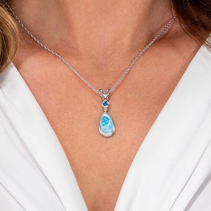 Blue Topaz Necklace i