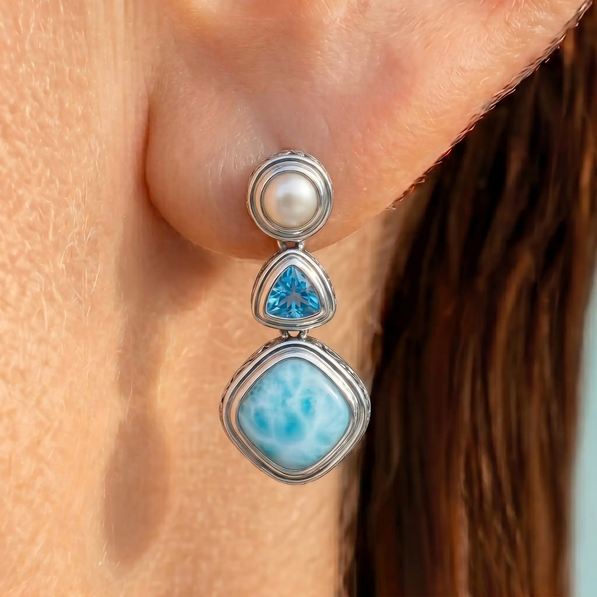 Antique style Earrings in silver with larimar