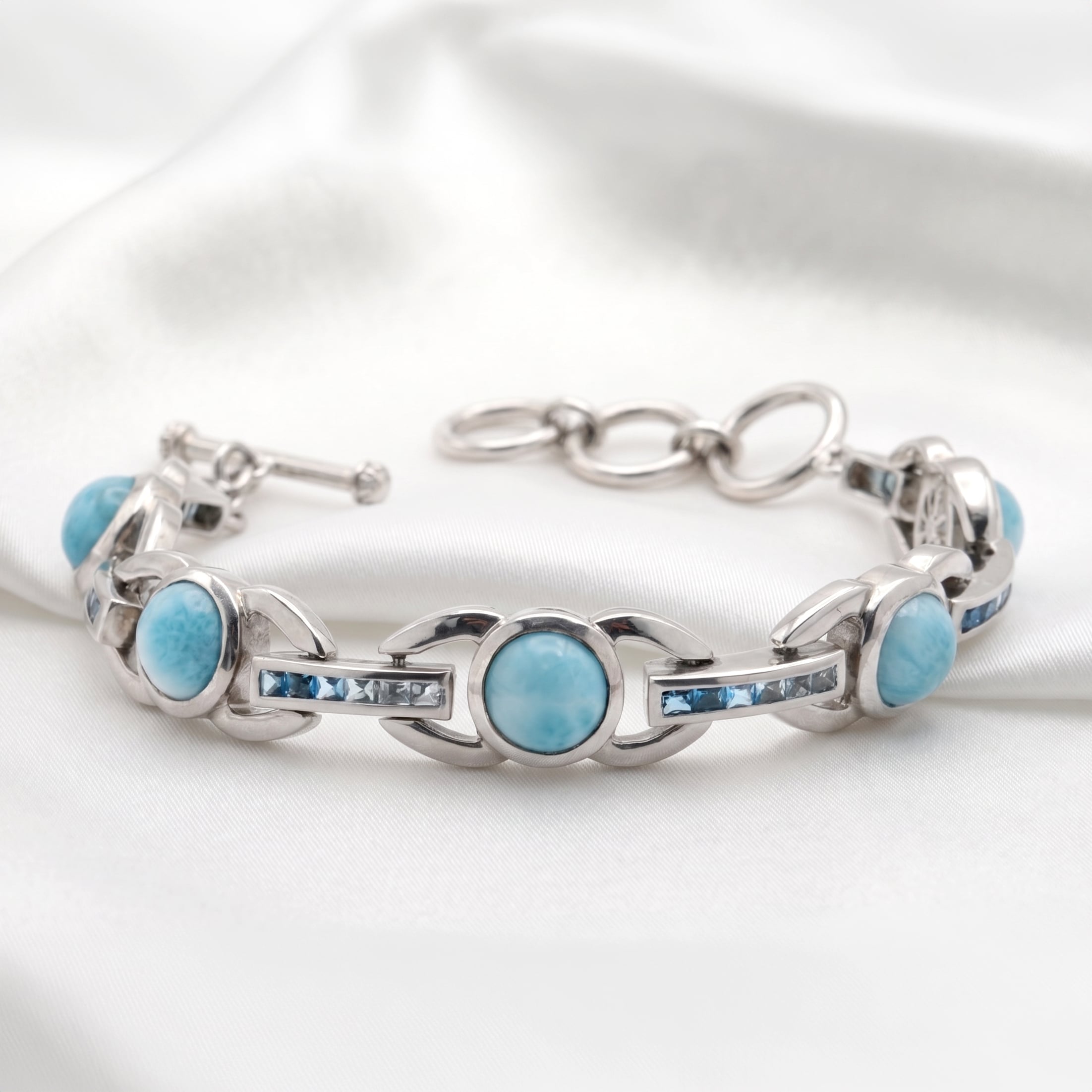 Aqua Bracelet in sterling silver with Larimar and blue Topaz by marahlago