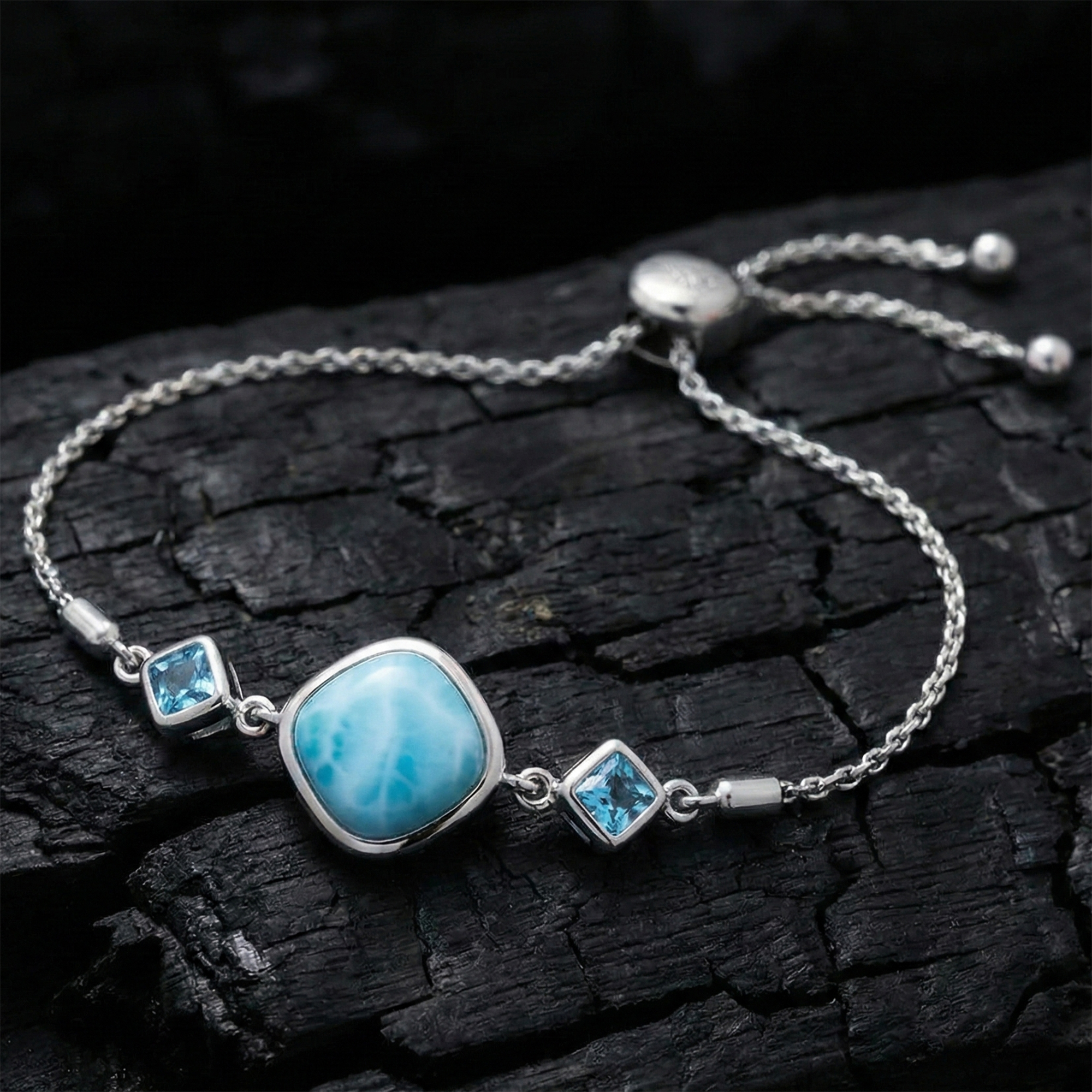 larimarさん Larimar Atlantic Cushion Lite Bracelet Marahlago