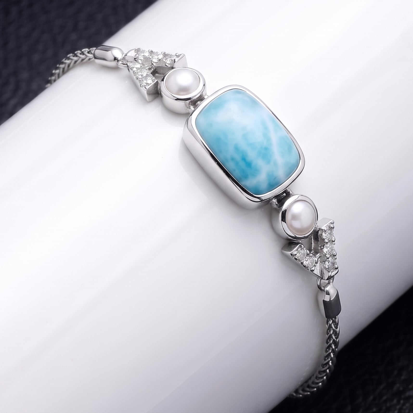 Pearl Bracelet with larimar