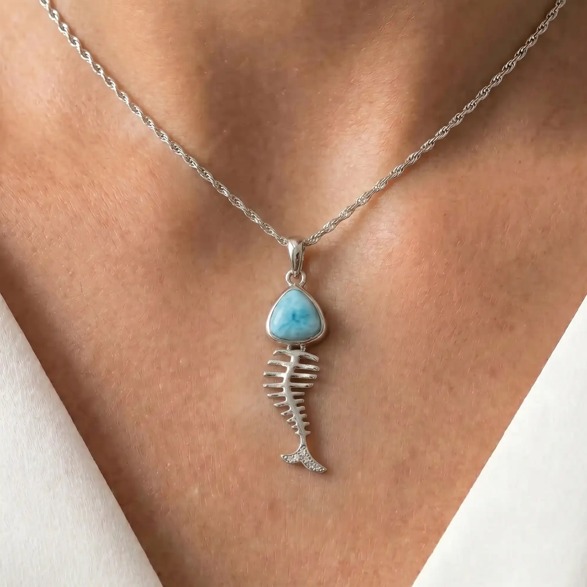 Fish Pendant in sterling silver 