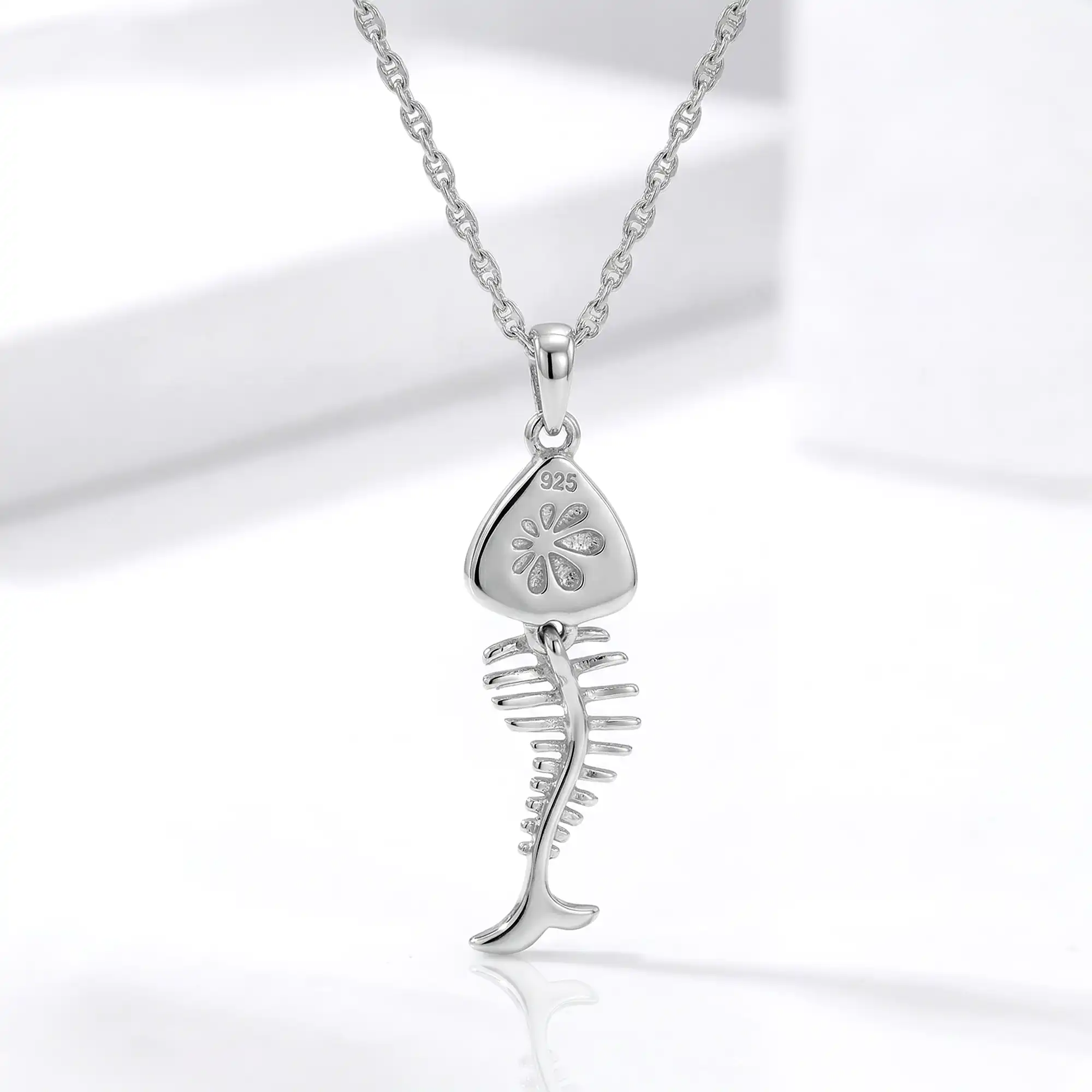 Fish Pendant in sterling silver 