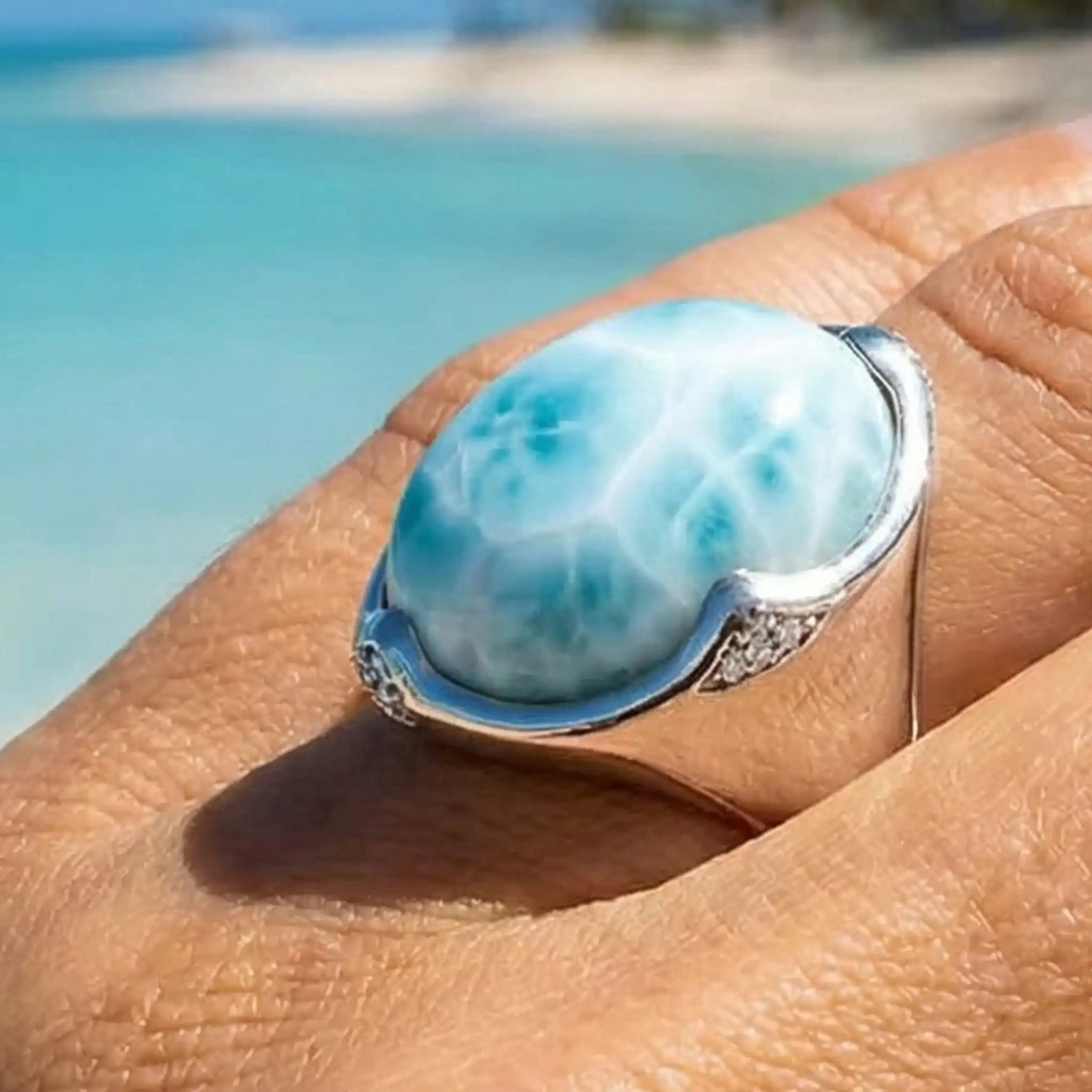 Cocktail ring 