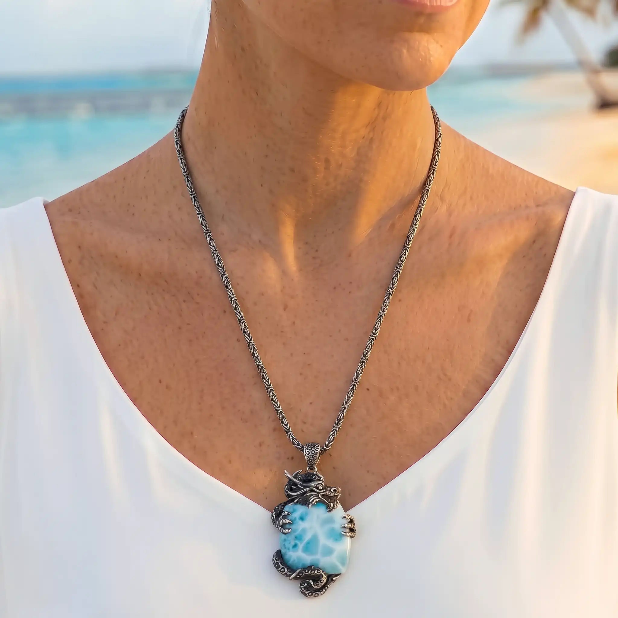 DRAGON NECKLACE