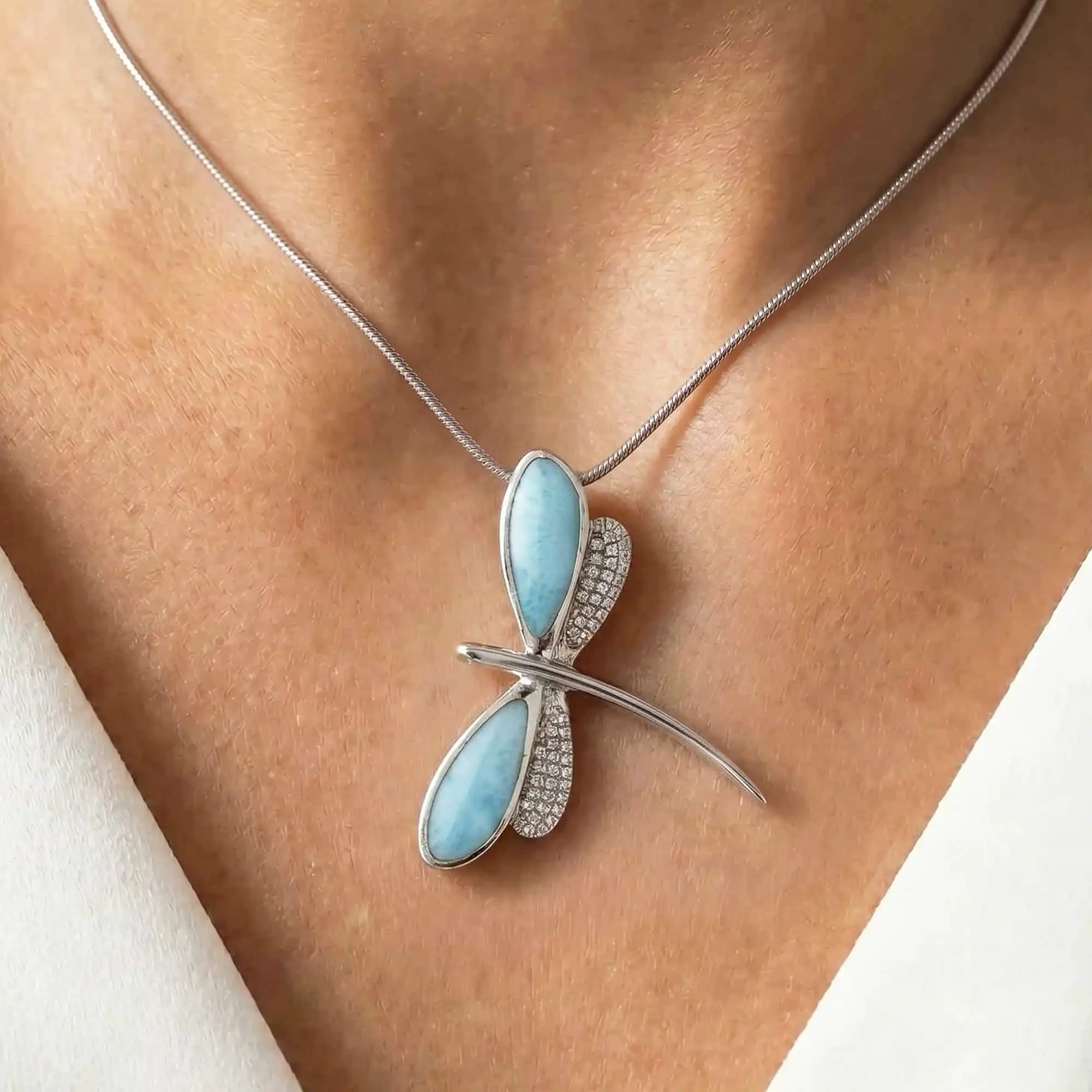 DRAGONFLY NECKLACE