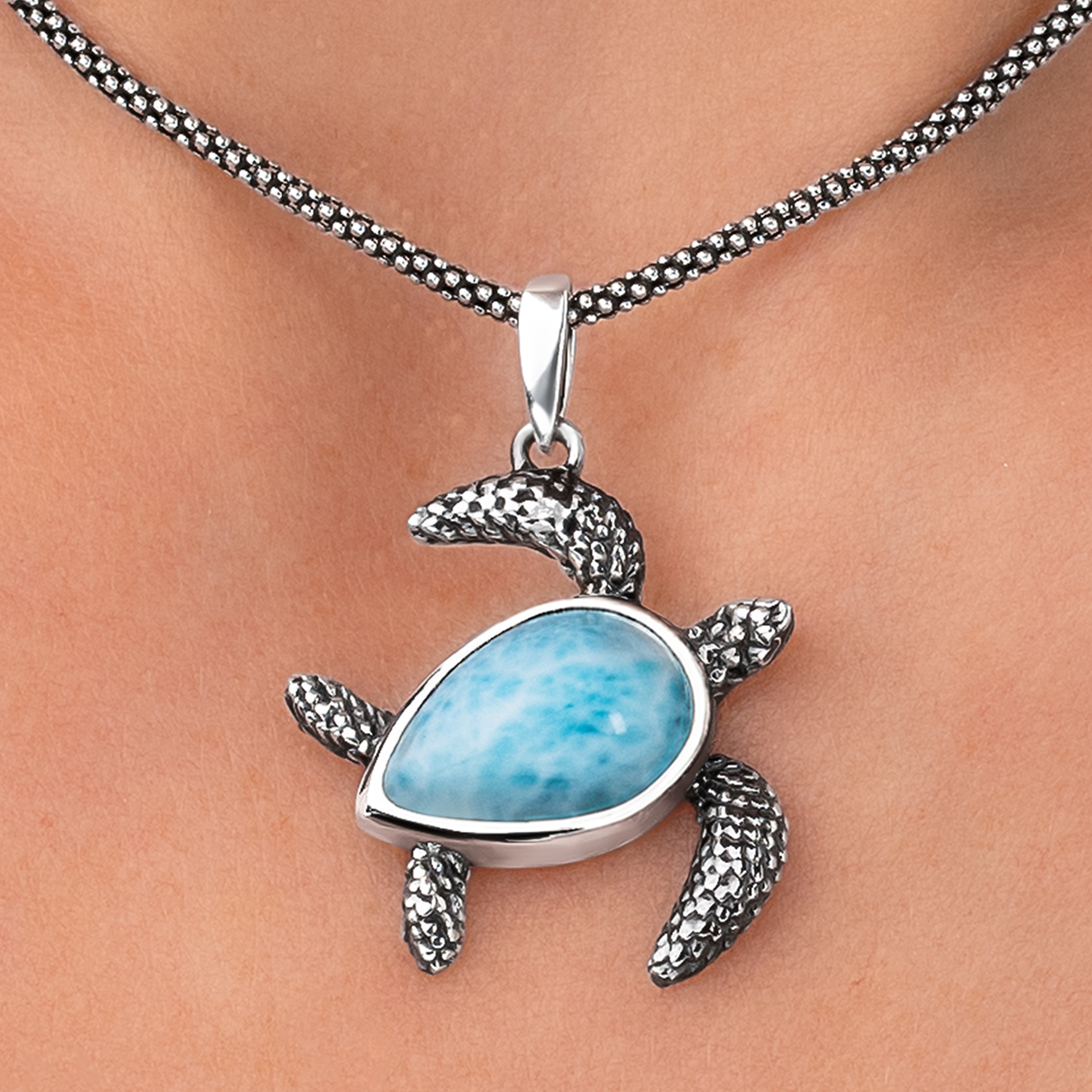 Turtle Pendant in sterling silver Marahlago Larimar | Honu