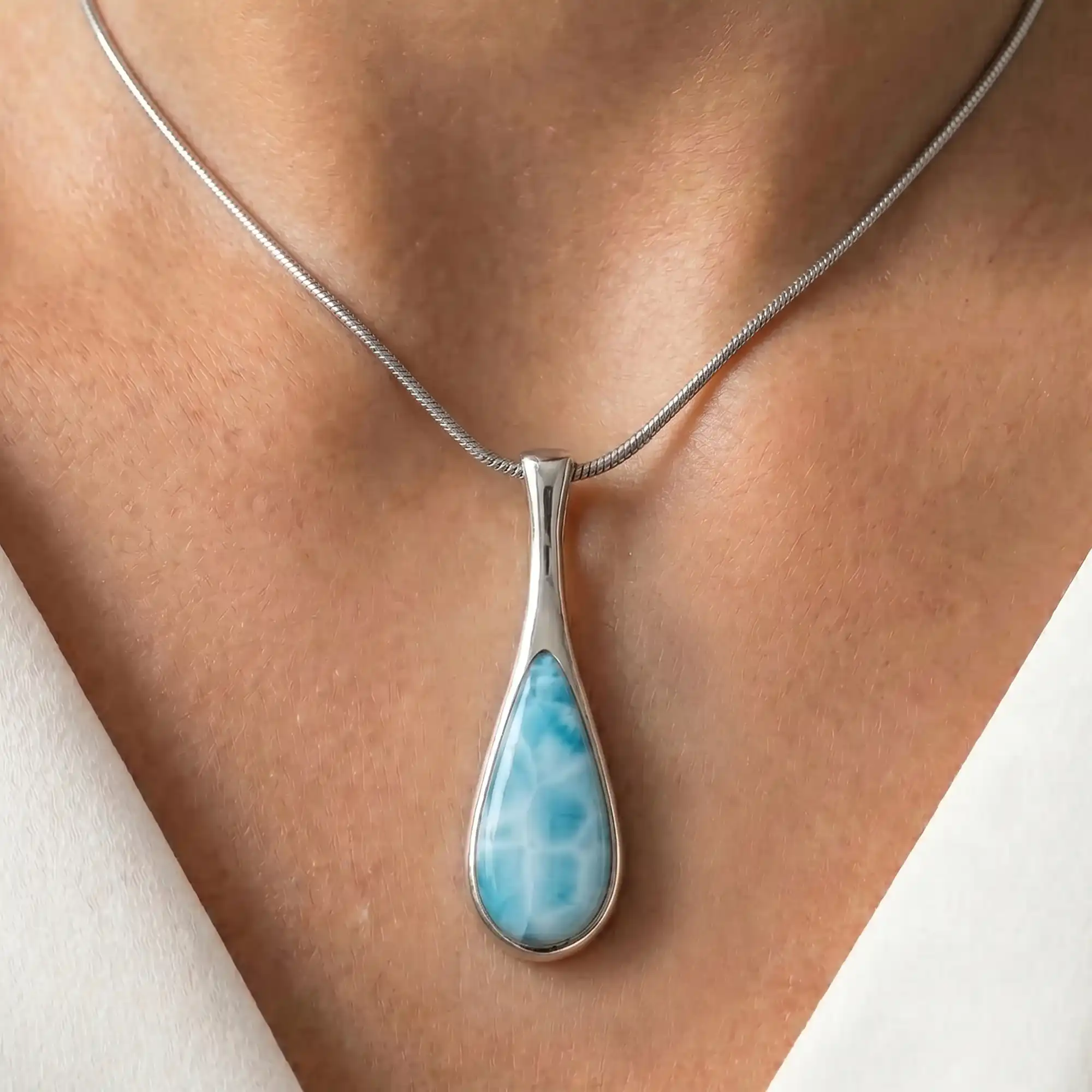 Teardrop Necklace 