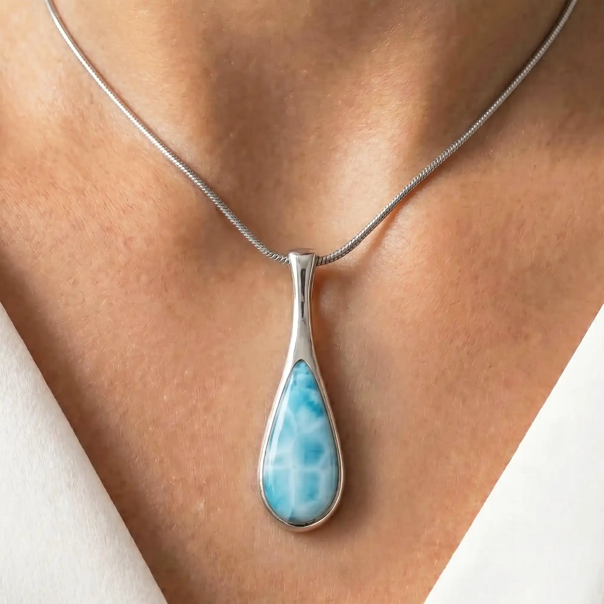 Teardrop Necklace 