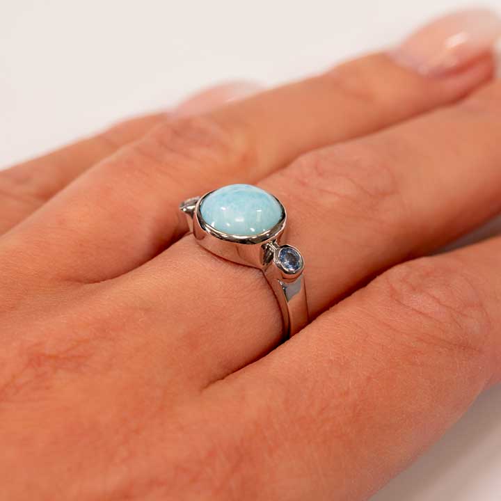 Round Ring with silver
