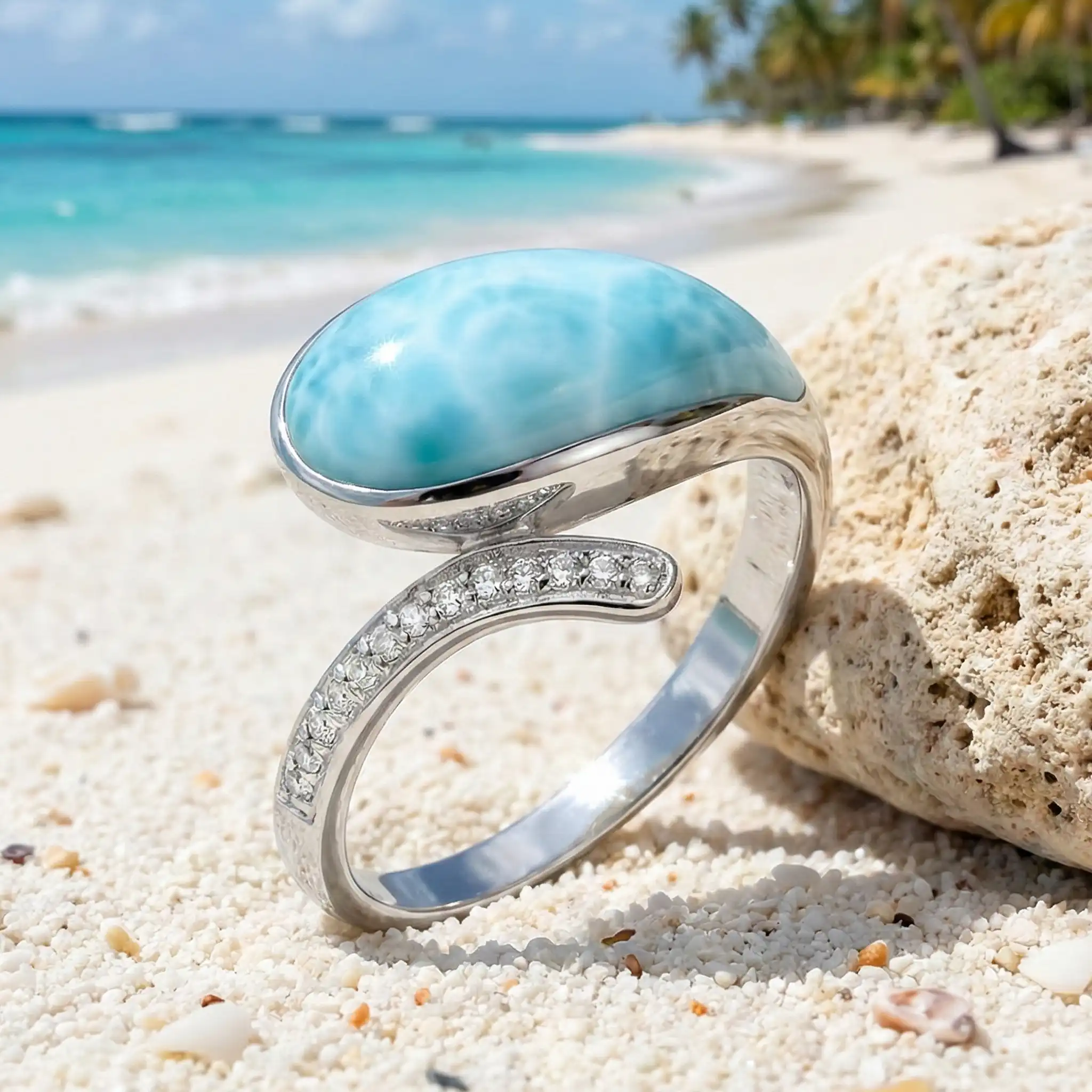 Modern ring in Sterling silver and larimar by marahlago