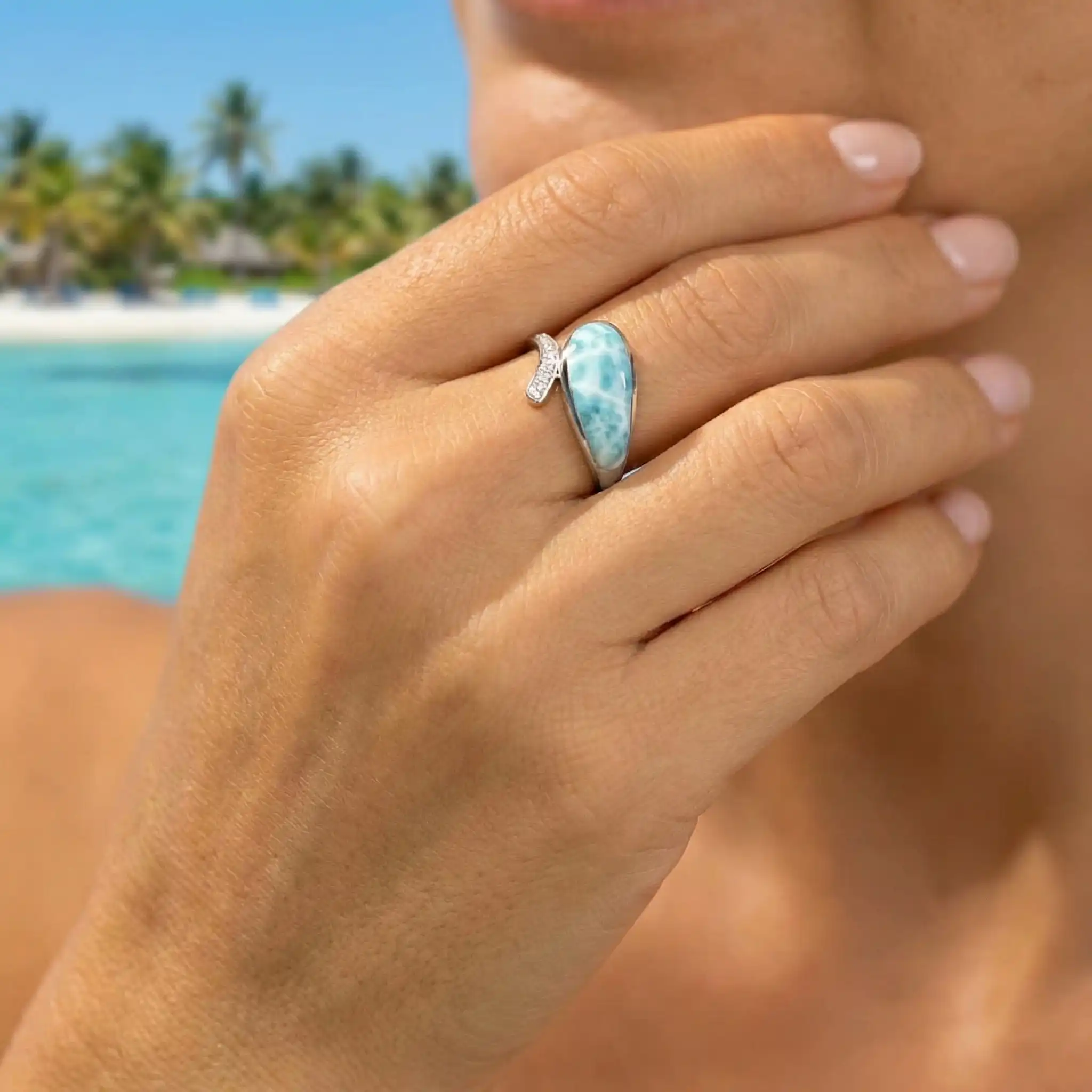 Modern ring in Sterling silver and larimar by marahlago