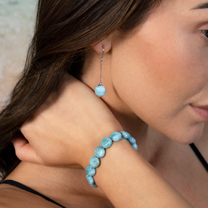 larimar blue set on model