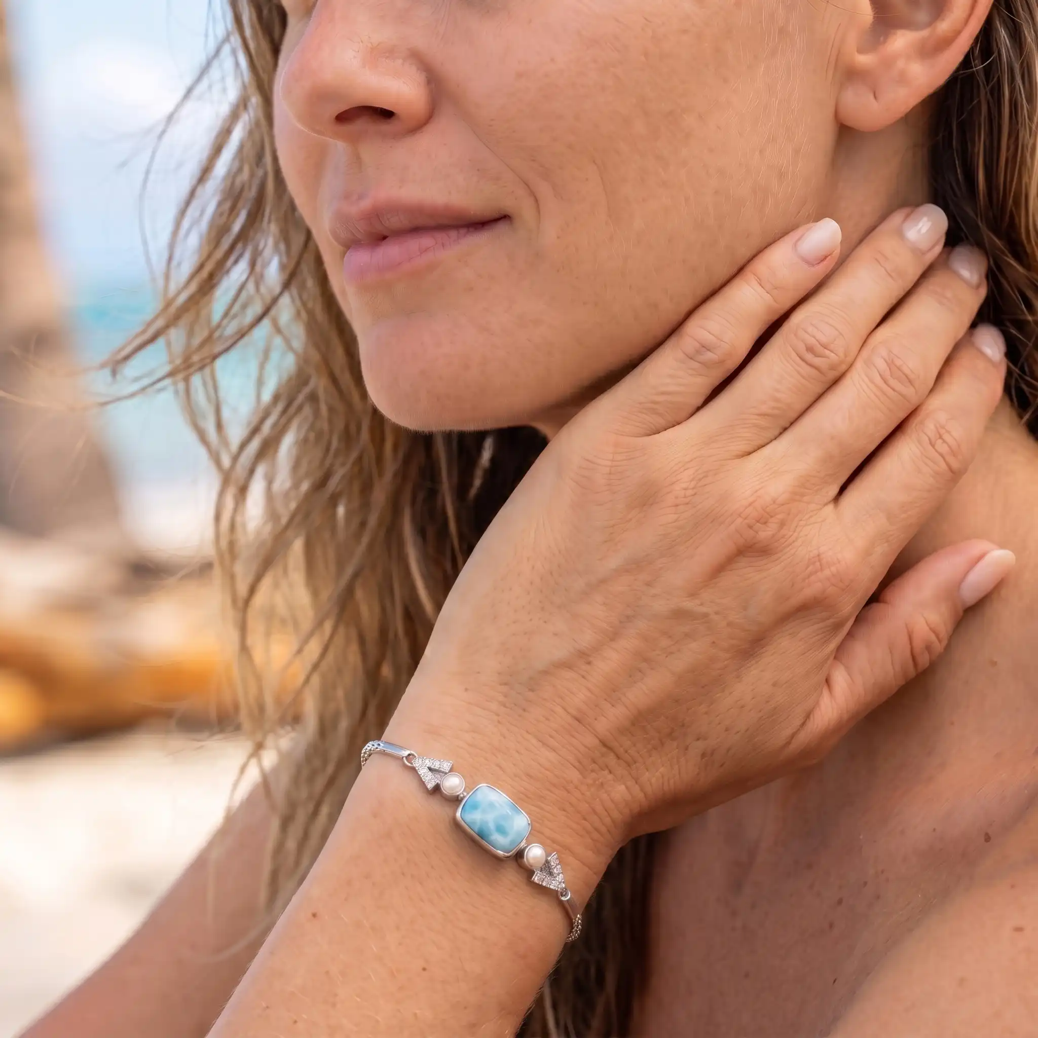 Pearl Bracelet with larimar