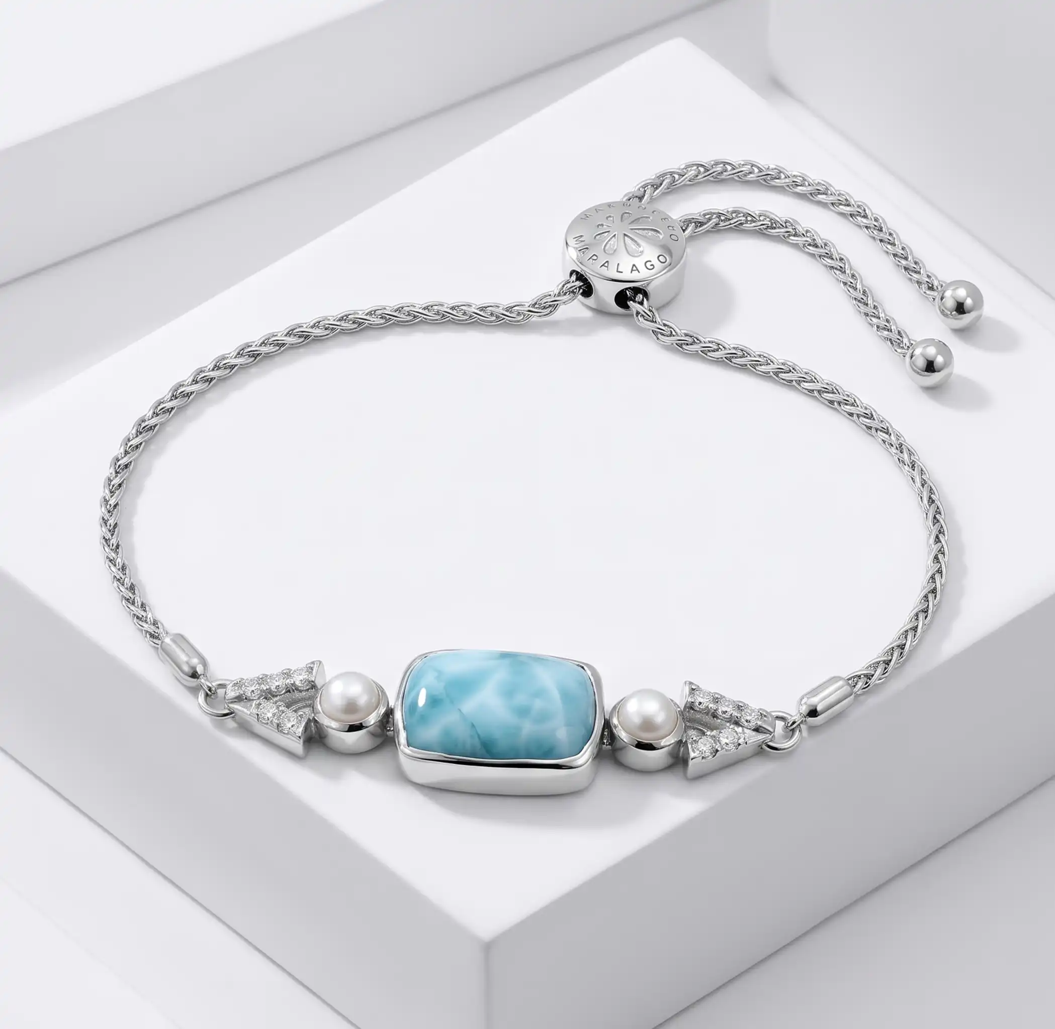 Pearl Bracelet with larimar