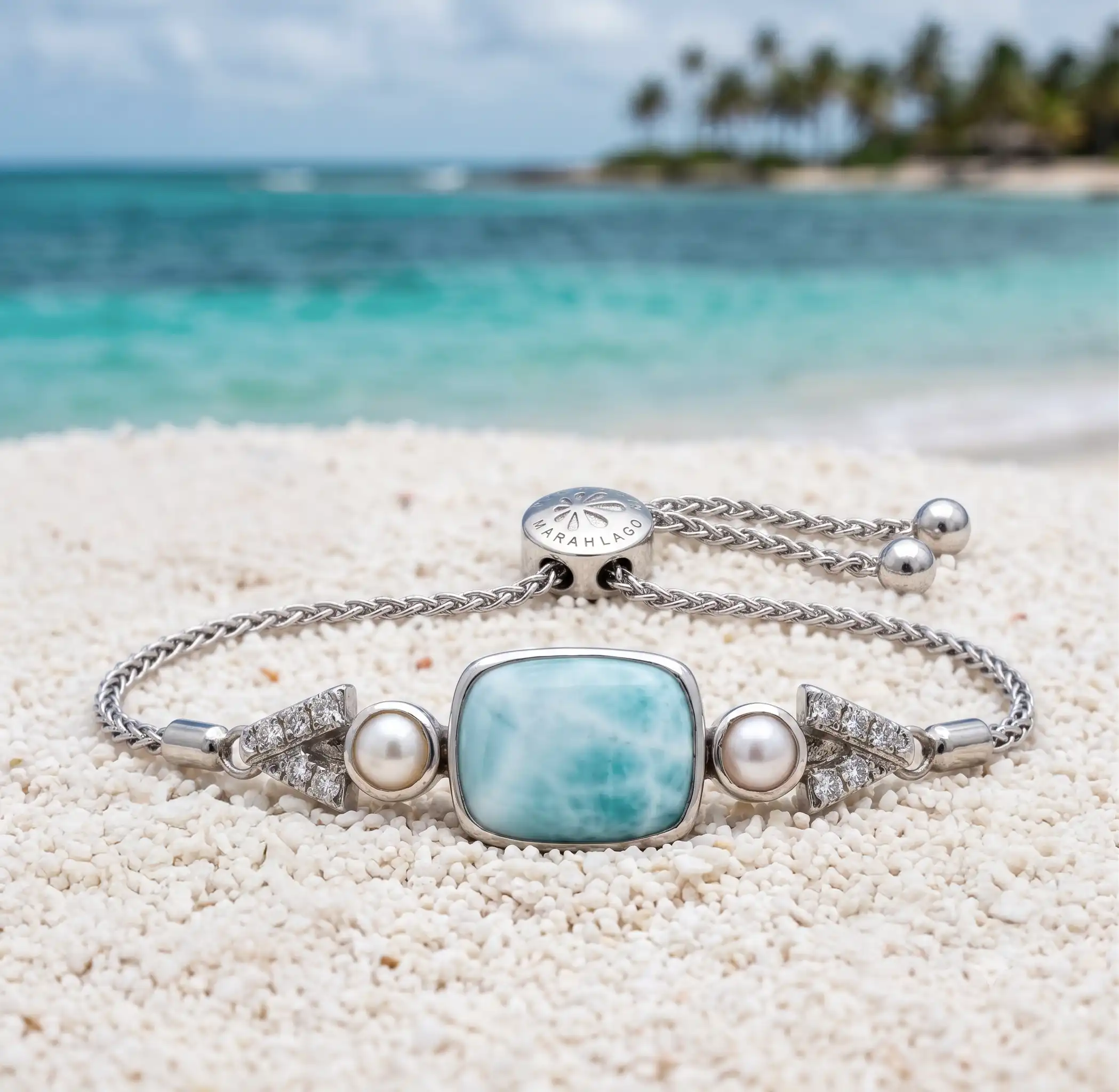 Pearl Bracelet with larimar and sapphire by marahlago