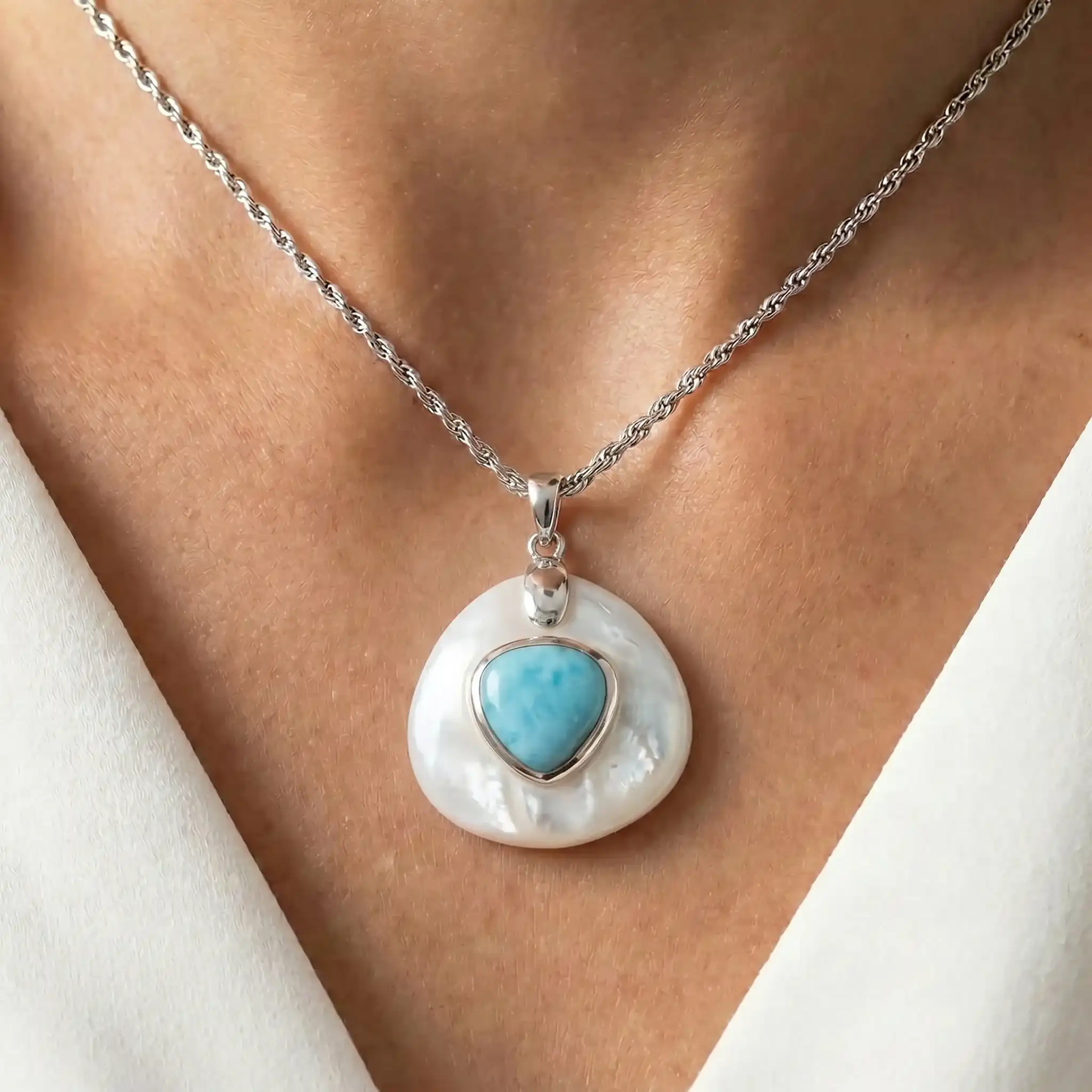 Mother of Pearl Pendant 