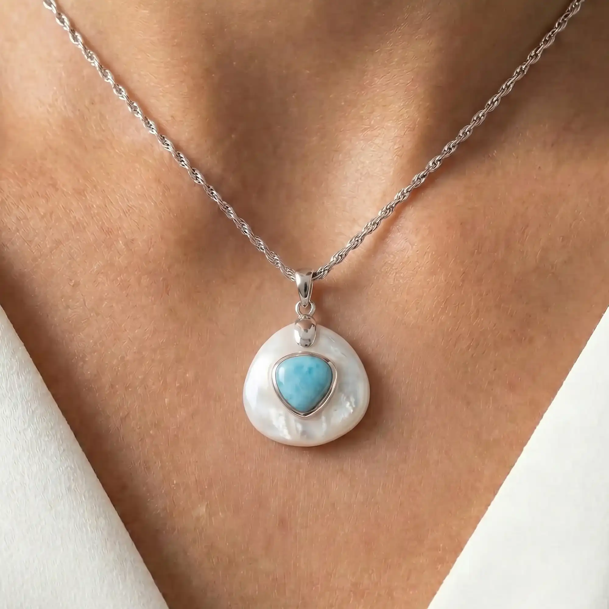 Mother of Pearl Pendant 