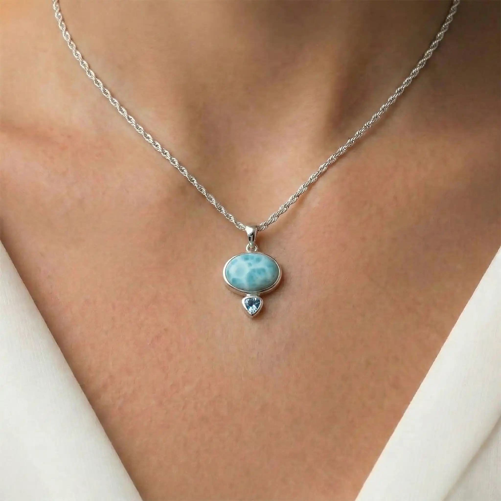  Silver Pendant Necklace 