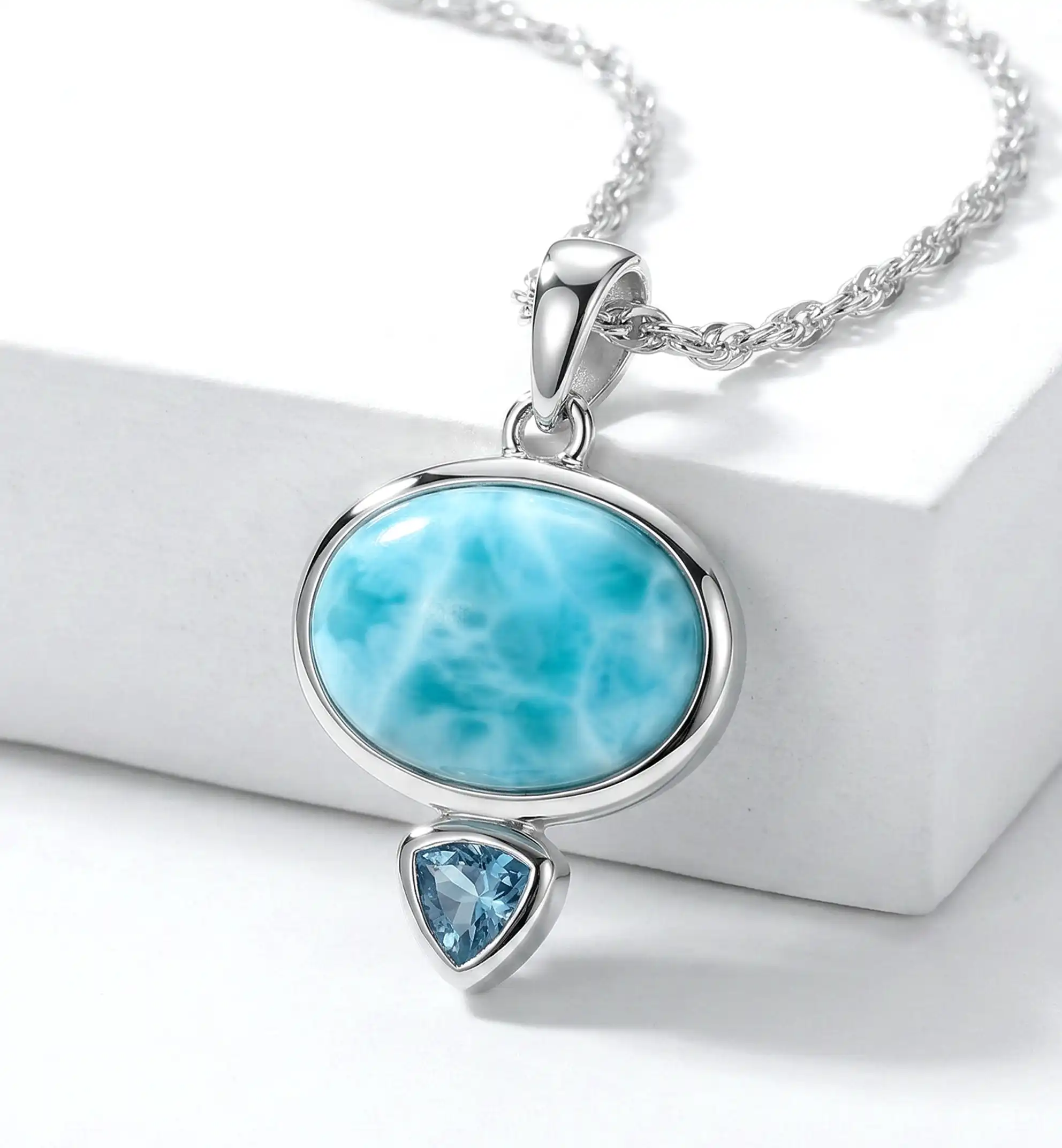  Silver Pendant Necklace 