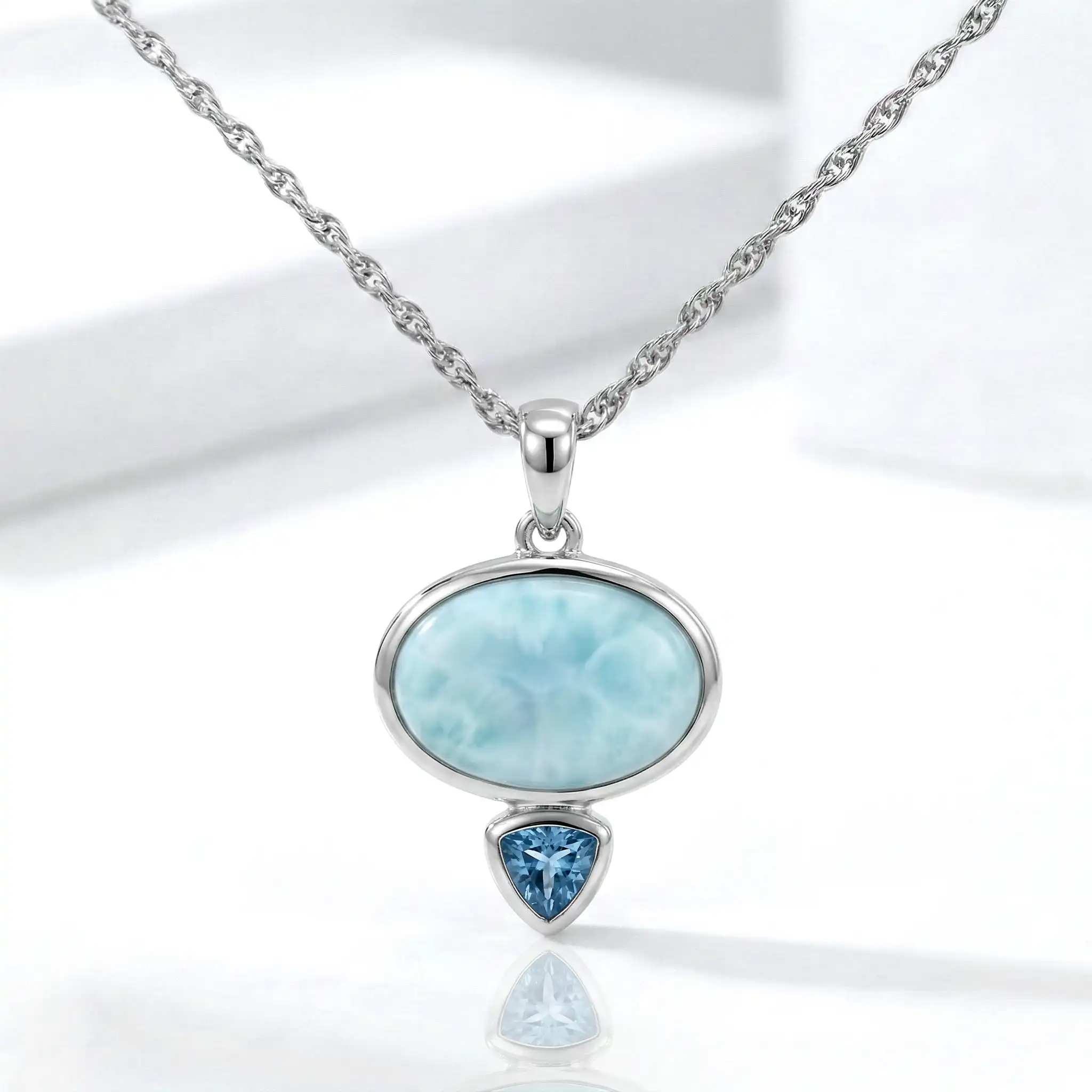  Silver Pendant Necklace 