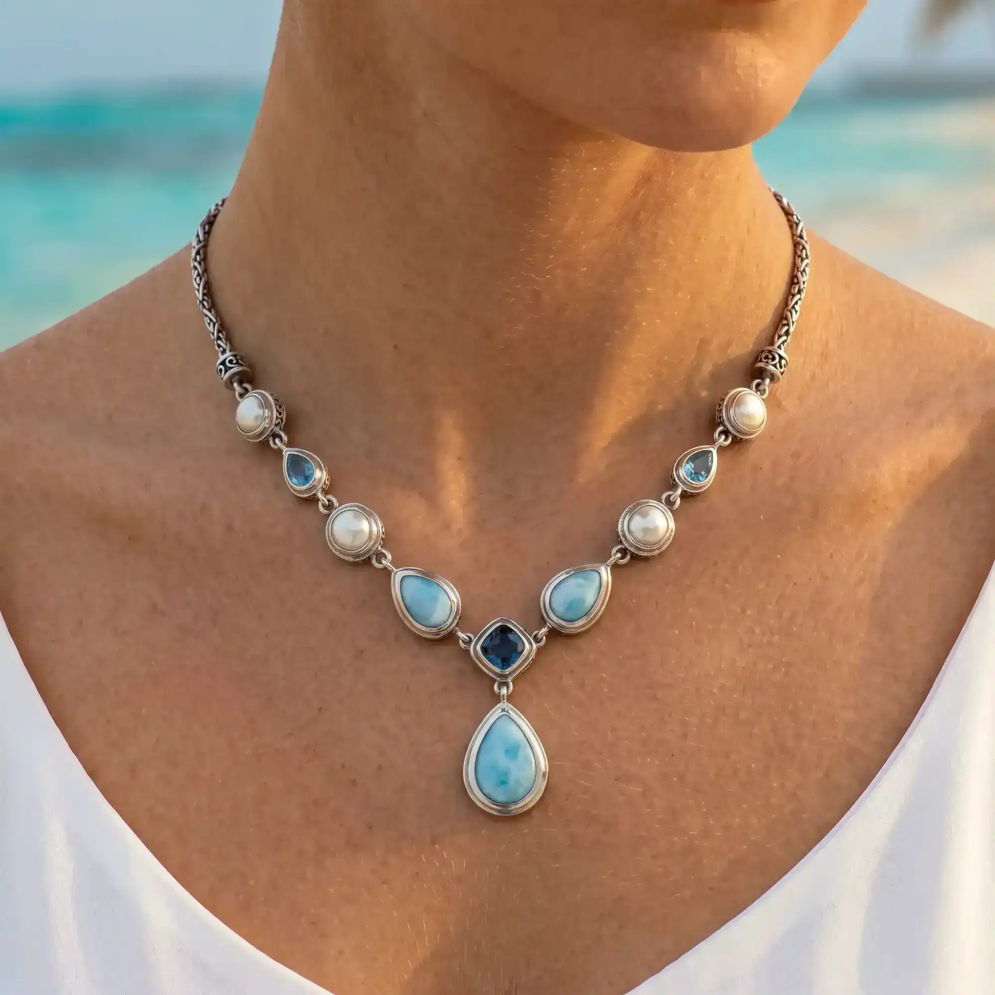 AZURE PEAR GEMSTONE NECKLACE