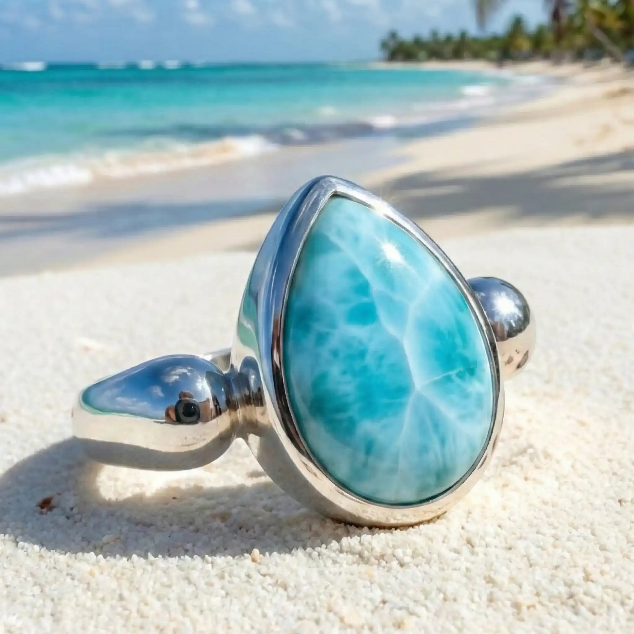 Pear ring in silver with larimar by Marahlago
