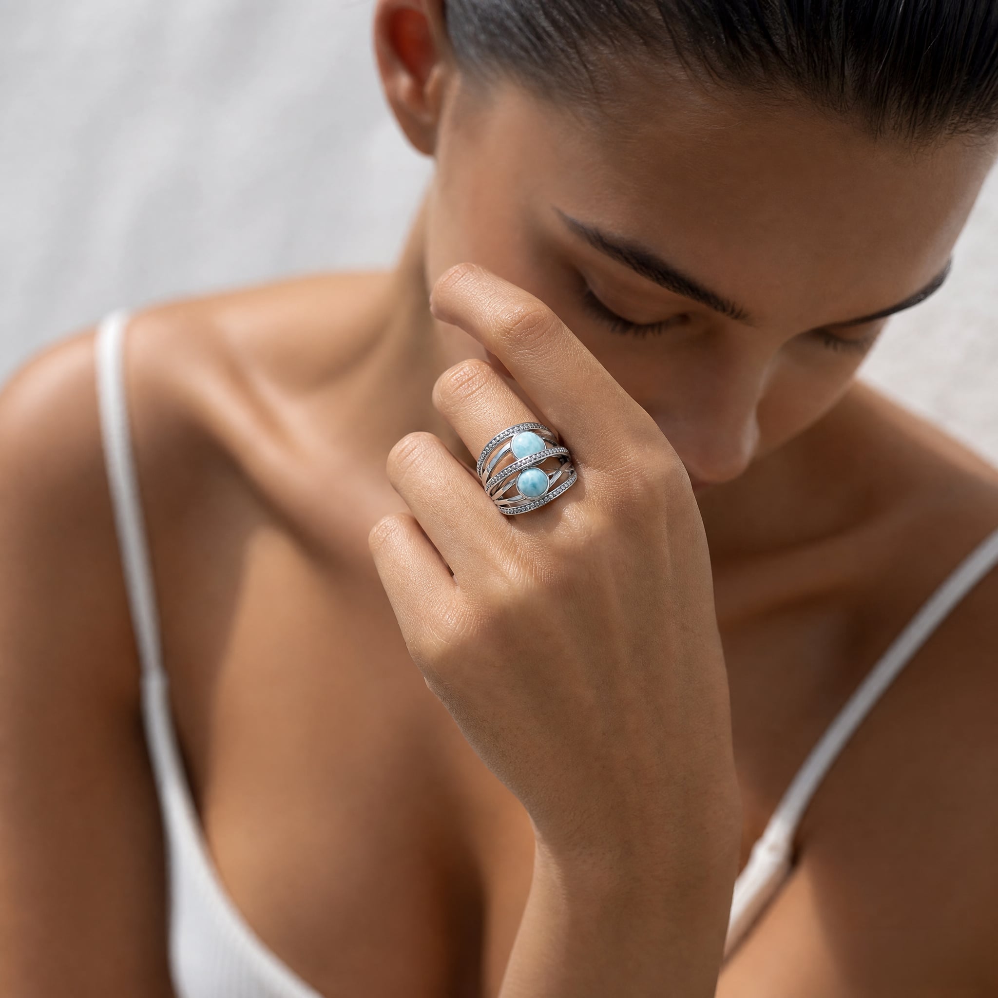 Crossover ring in Sterling silver with larimar