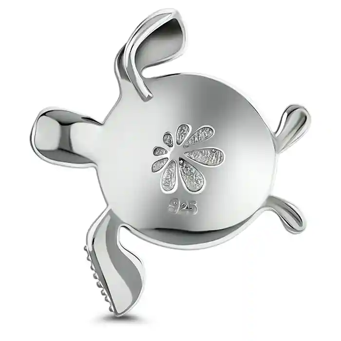 Sea Turtle Necklace in silver