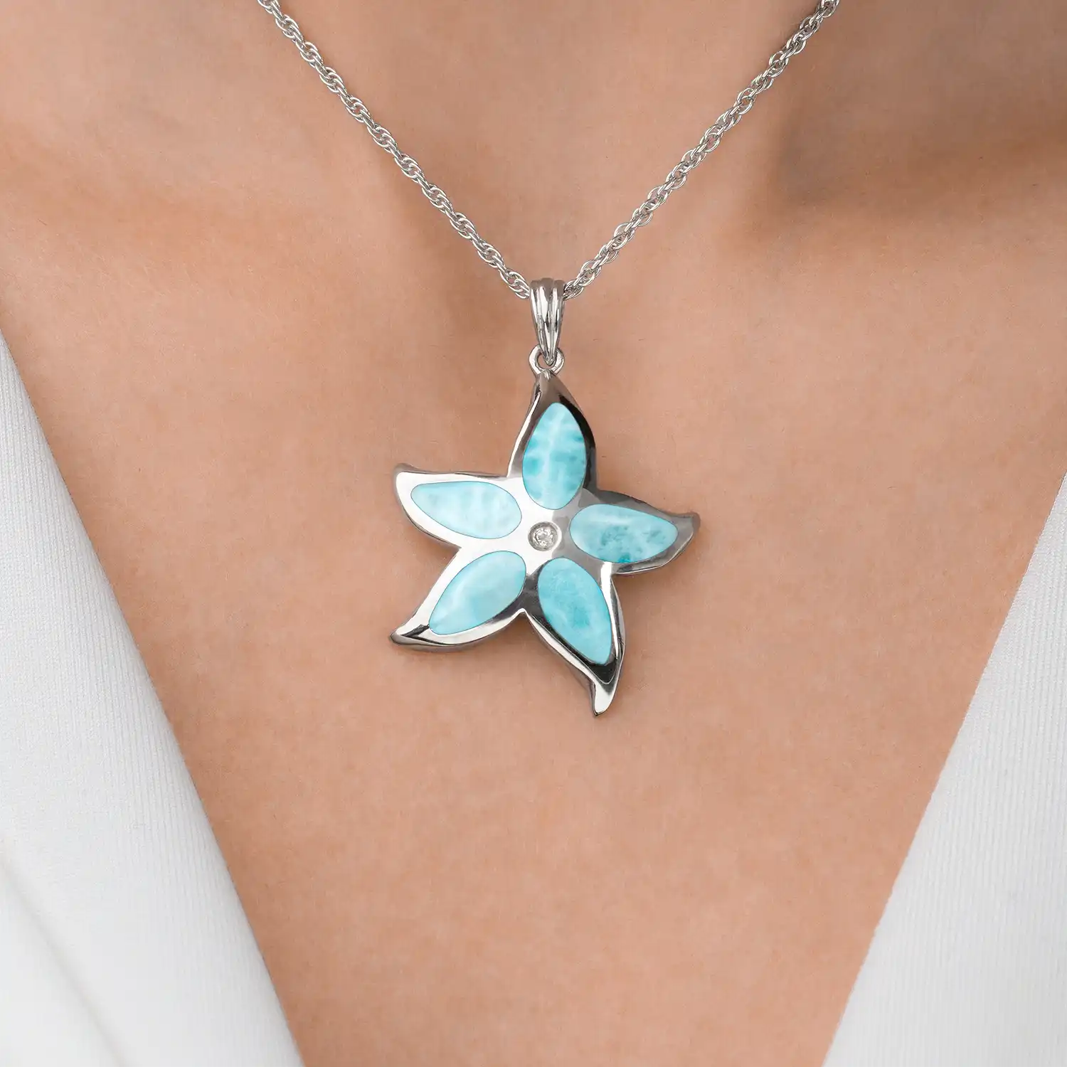 Starfish Necklace in sterling silver 