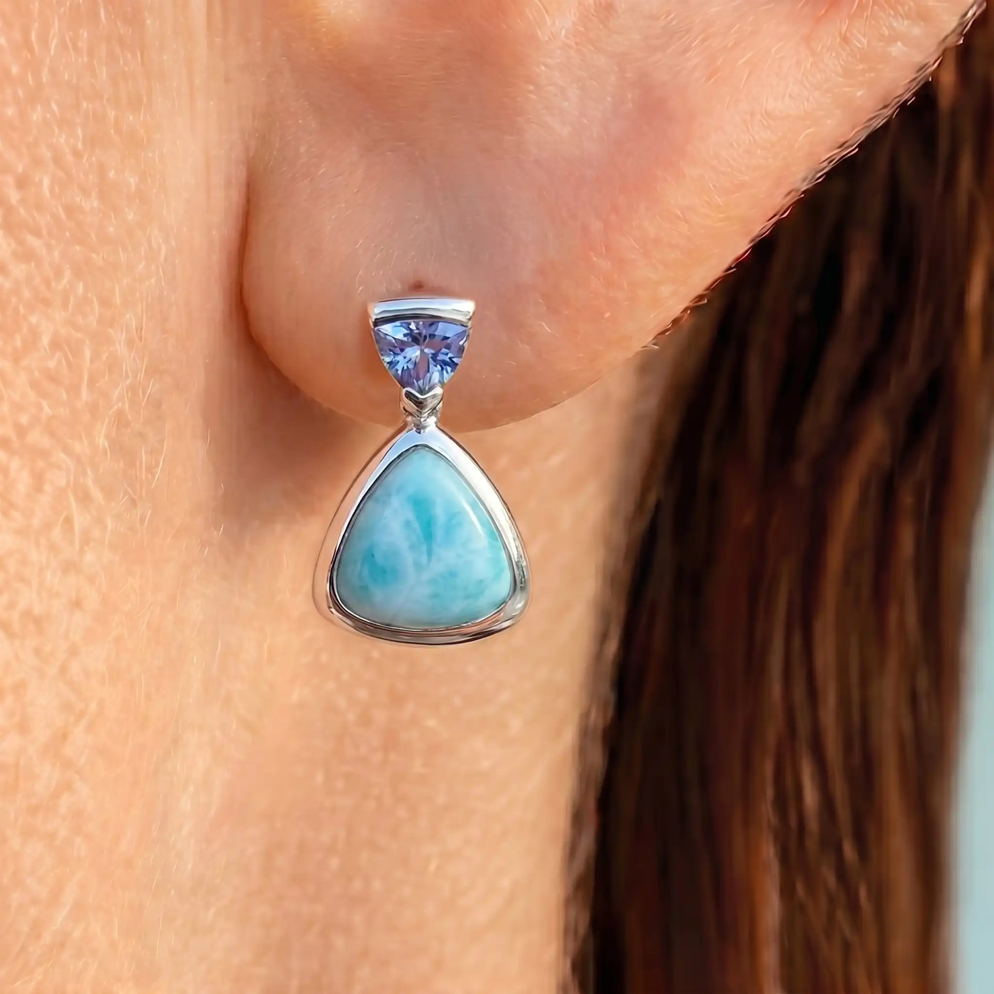 TRIANGLE BLUE SPINEL EARRINGS