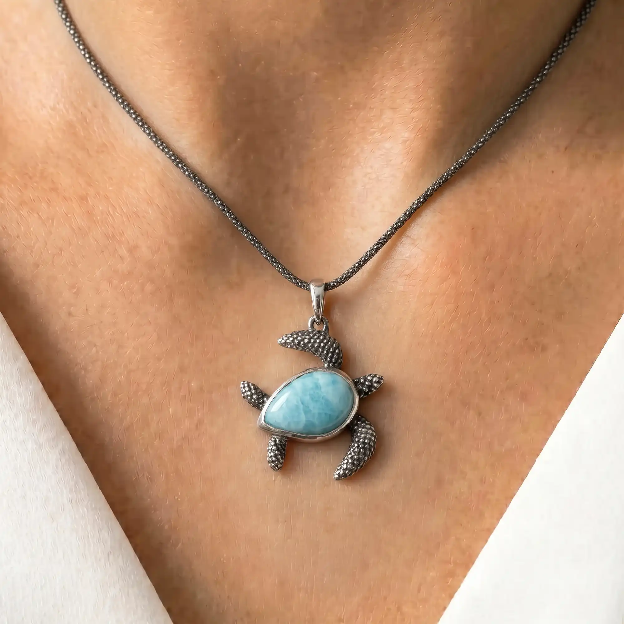 TURTLE PENDANT HONU