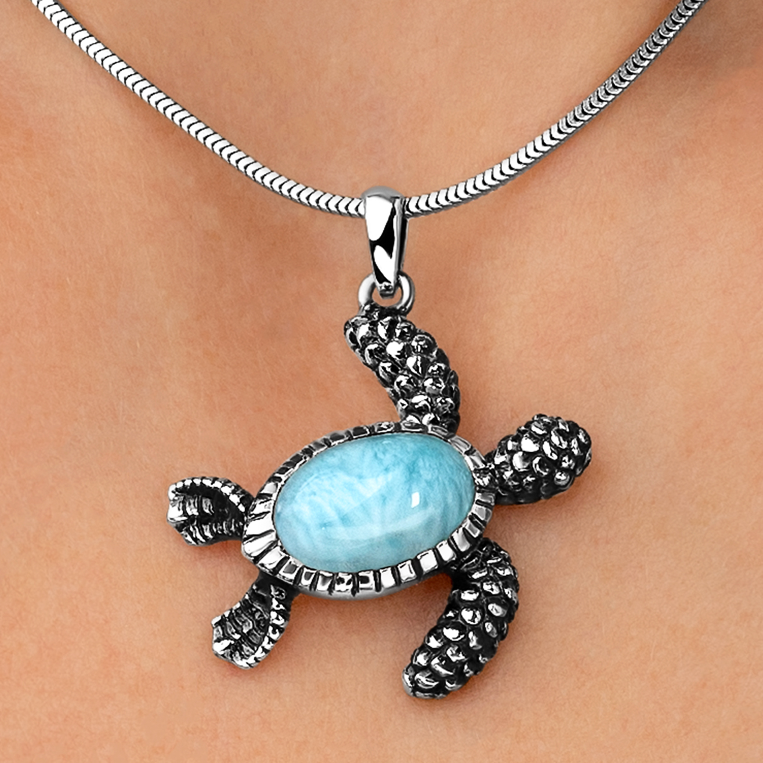 Turtle Necklace in sterling silver and larimar by Marahlago